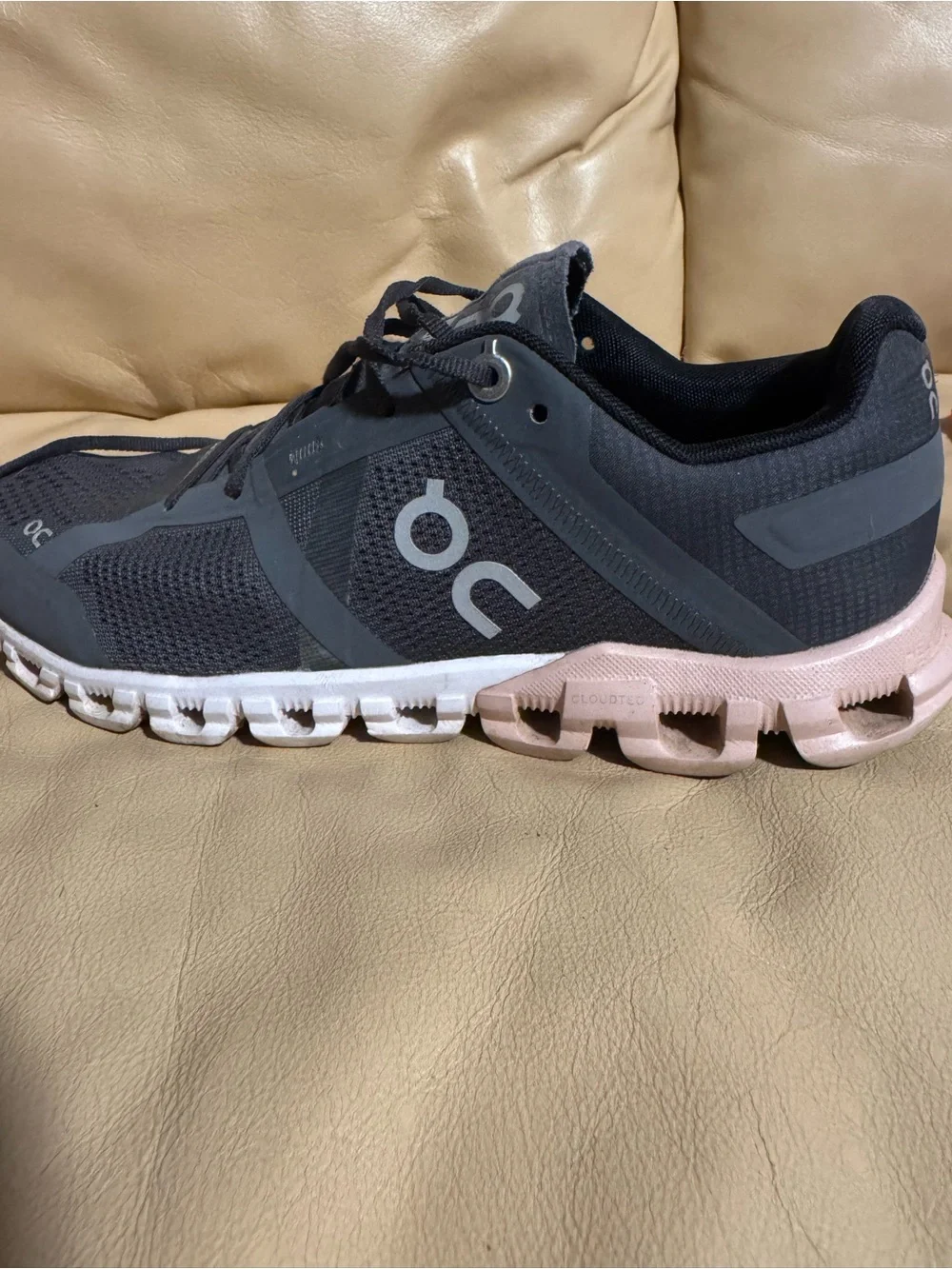 On Running Women’s Athletic Running Shoes — Black